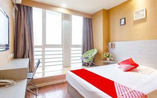 Laiyin Junting Business Hotel