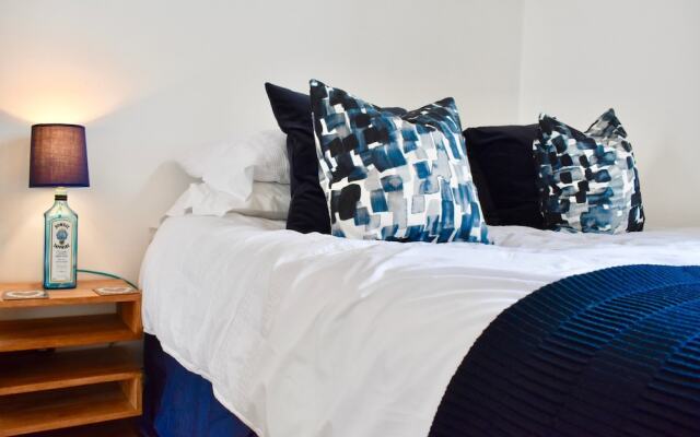 Three Bedroom Penthouse in Brighton