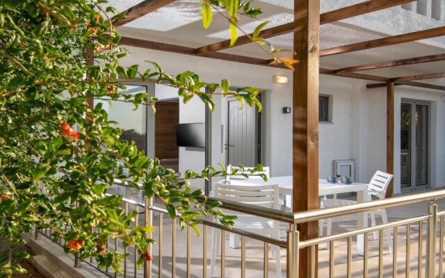 Ariadni Apartments