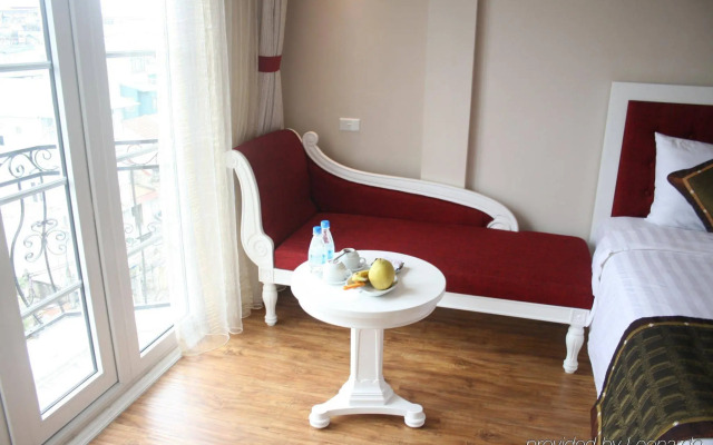 Calypso Premier Hotel