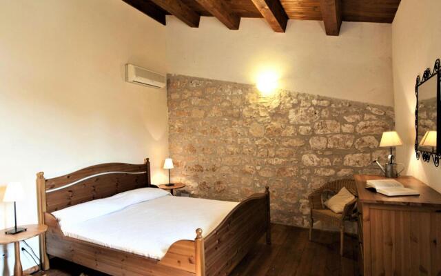 Majestic holiday home in Modica with shared pool