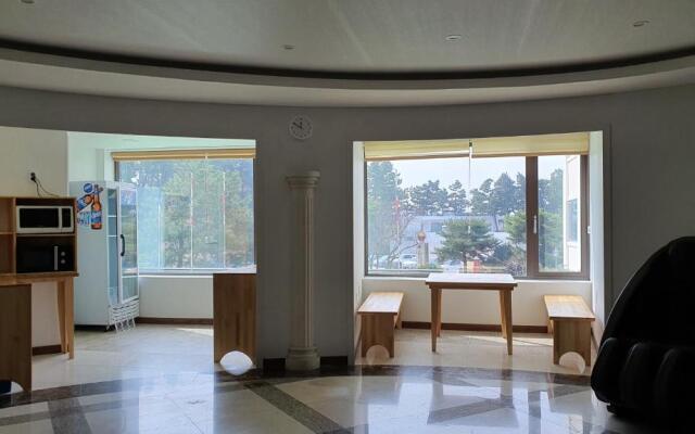Gyeongpo Beach Hotel