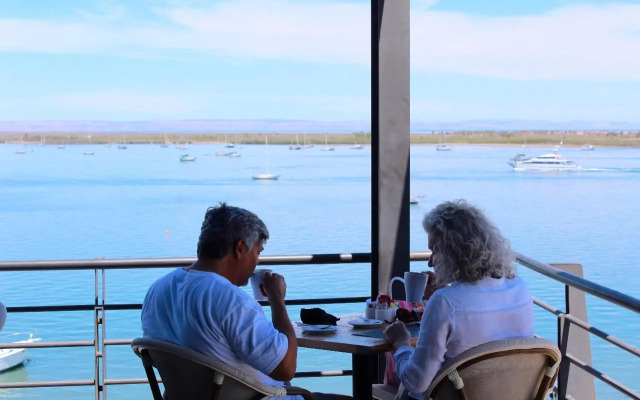 Seven Crown La Paz Malecon