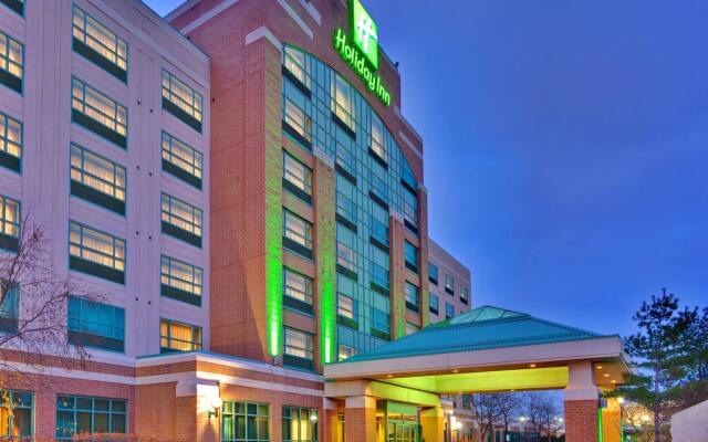 Holiday Inn Hotel & Suites Oakville @ Bronte by IHG