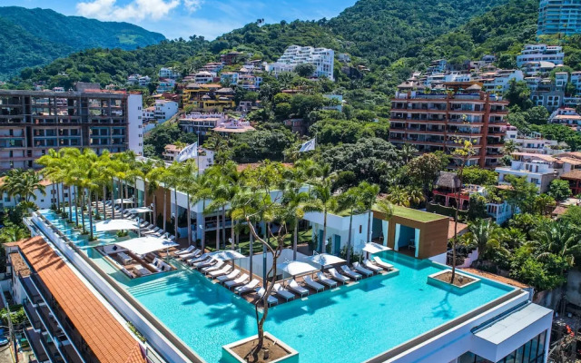 Pier 57 Zona Romantica Puerto Vallarta