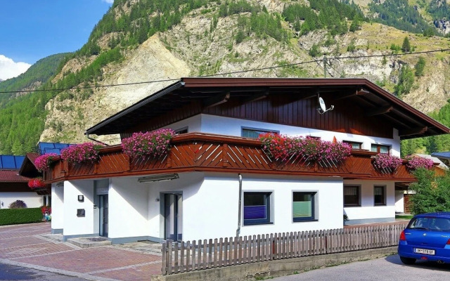 Appartement Sporthütte Fiegl in Huben