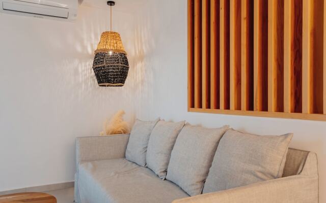 Oliving Mykonos Luxury Suites