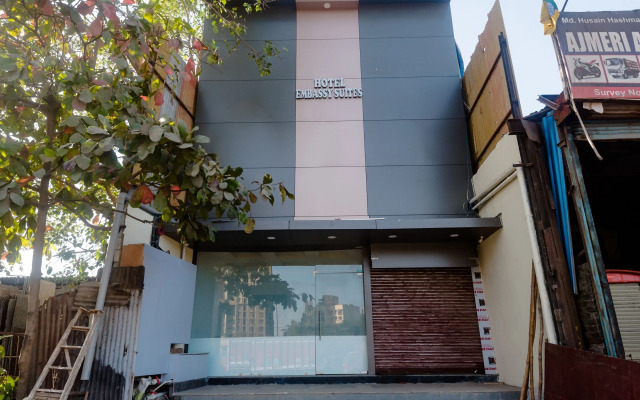 Capital O 29143 Embassy Suites