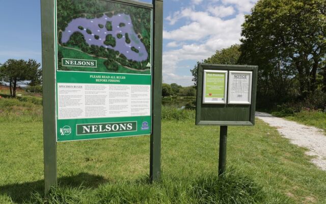 716 Nelsons Lake