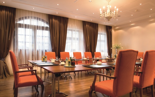 Relais & Châteaux Hotel Bülow Palais