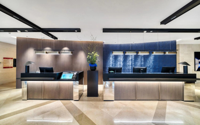 Yiwu International Mansion Hotel