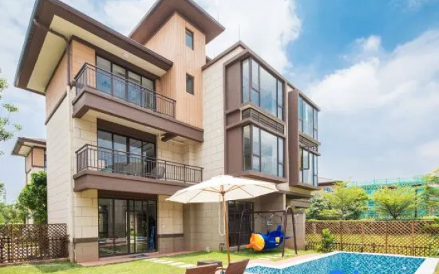 Qushu Midea Luhu Qileyuan Villa