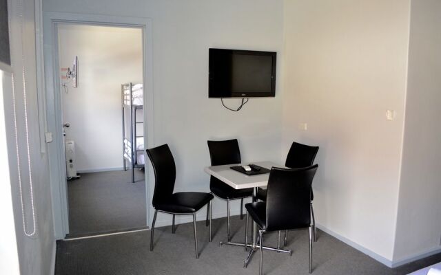 George Powlett Apartments