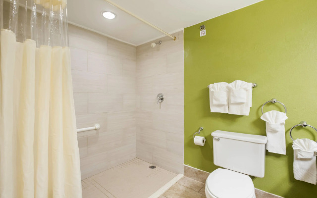 Sleep Inn & Suites Grand Rapids Southeast - Kentwood