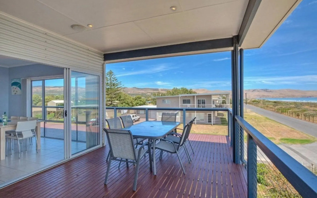 Silver Sands Escape