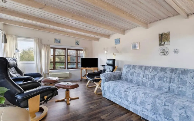 5 Star Holiday Home in Mesinge