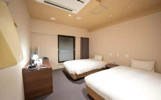 Shinsaibashi ARTY Inn