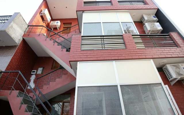 OYO 12745 Hotel Red House