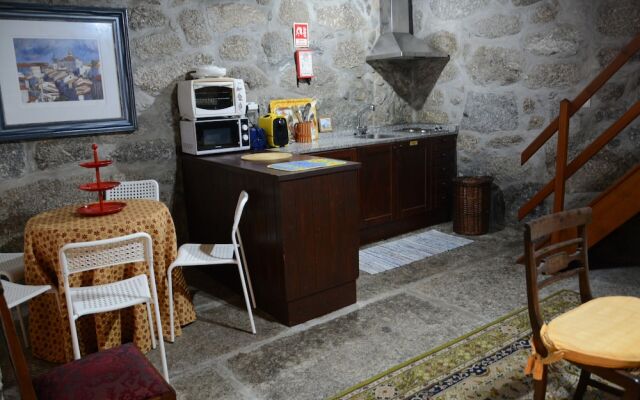 Casa das Eirinhas by Rental4all