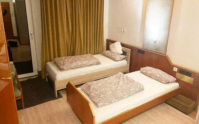 One Room Apartment in Bergisch Gladbach