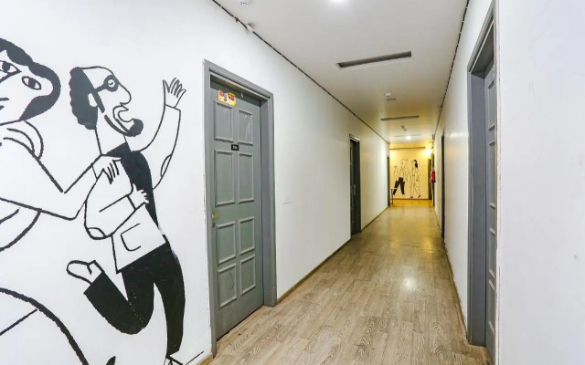 FabHotel F9 Rohini Sector 23