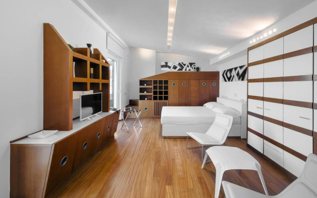 LHP Suite Posillipo