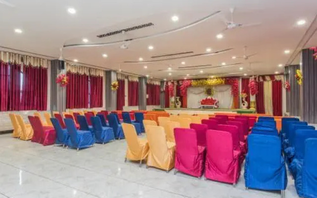 Nakshatra Inn by OYO Rooms