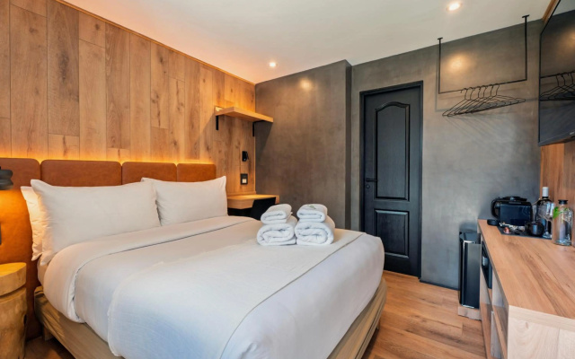 Montano Boutique Suites