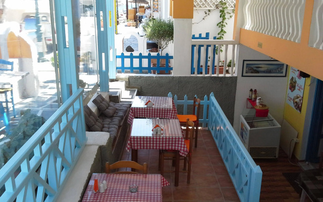 Lefkothea Hotel