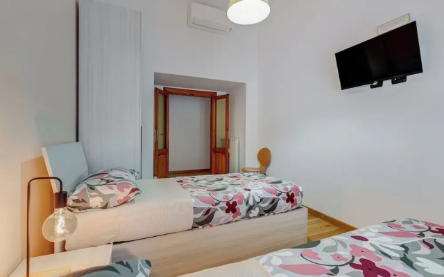 3-Bedroom Home Near Trastevere Station