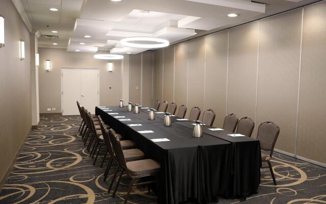 Holiday Inn Chicago O'Hare Area by IHG