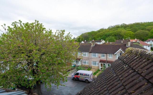 S6 Ensuite Loft Studio Space (Sandycroft Guest House)