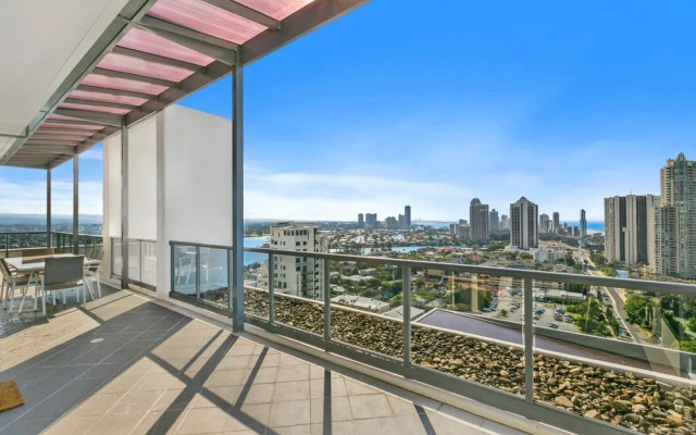 Surfers Paradise Penthouse