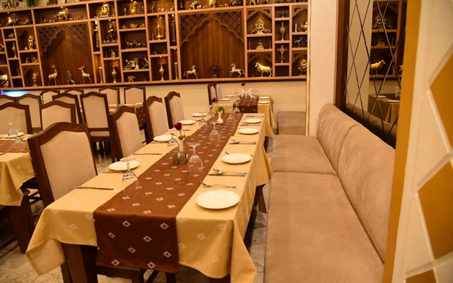 Hotel Maharaja