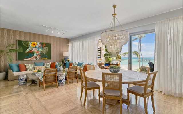 Beachfront Condo w Sea View A-202 Costa Atlantica