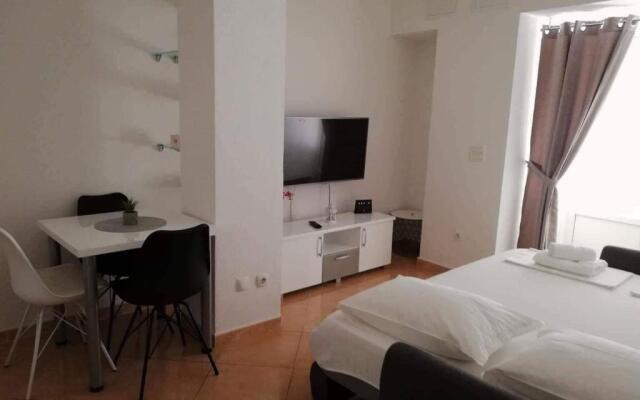 Studio apartman Zana