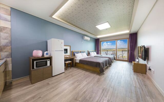 Yeosu Haetteurak Pension