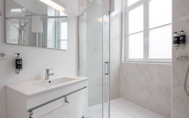 Utopian - Design Suites Porto