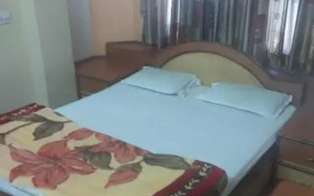 Raghav Hotel