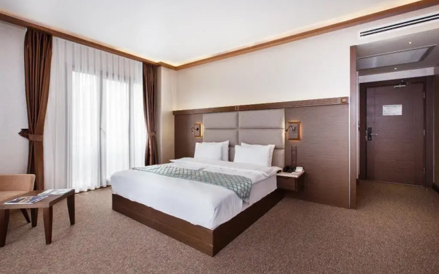 Sera Lake Resort