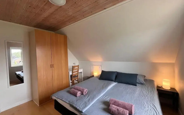 Johnnys Bed & Breakfast