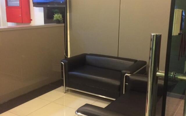 Avenue Hotel Seksyen 16