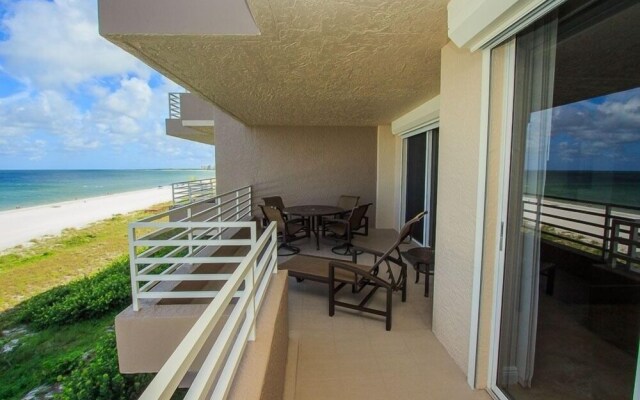 Som 503 - Somerset 2 Bedroom Condo by Redawning
