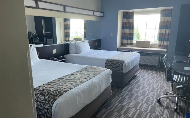Microtel Inn & Suites by Wyndham Waynesburg