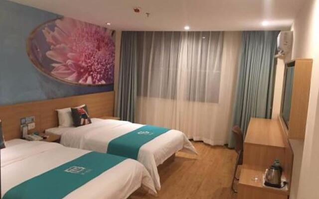 Pai Hotel Ganzhou Jinzuan Shopping Plaza