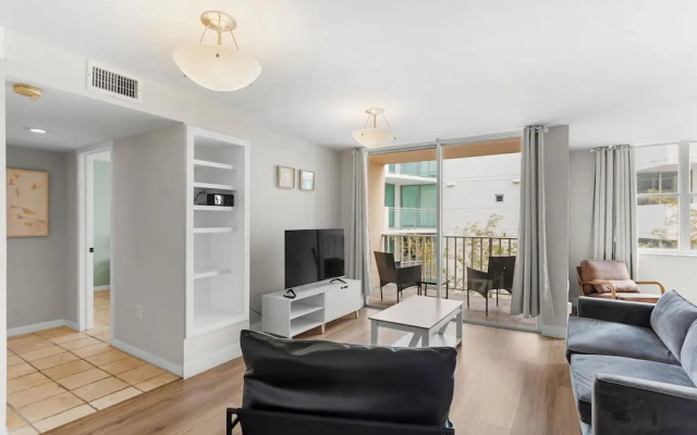 Bay Harbor Sunset Apt 3B