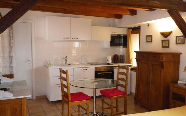 Gîtes et Chambre d'Hôtes A l'Arc en Ciel