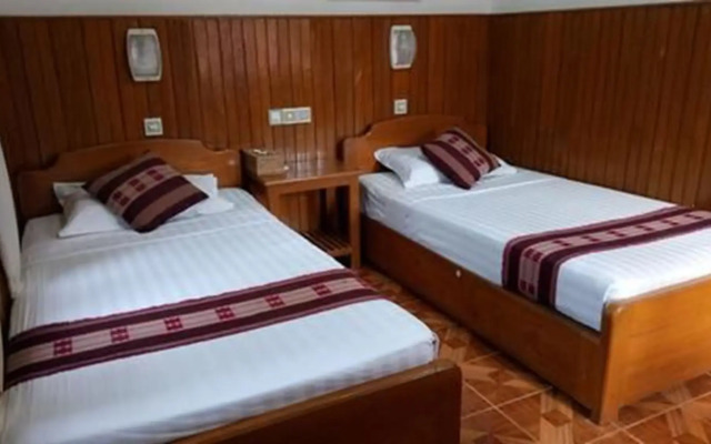 Shwe Nadi Guest House