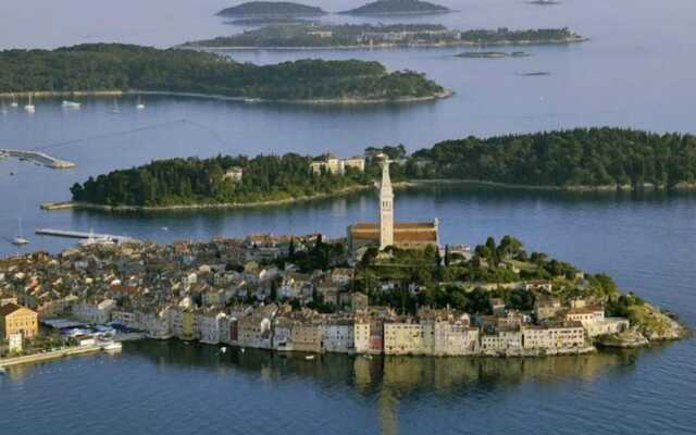 App and Rooms Marojevic