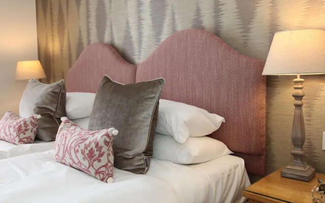 Burts Hotel
